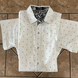 Men’s casual button down shirt